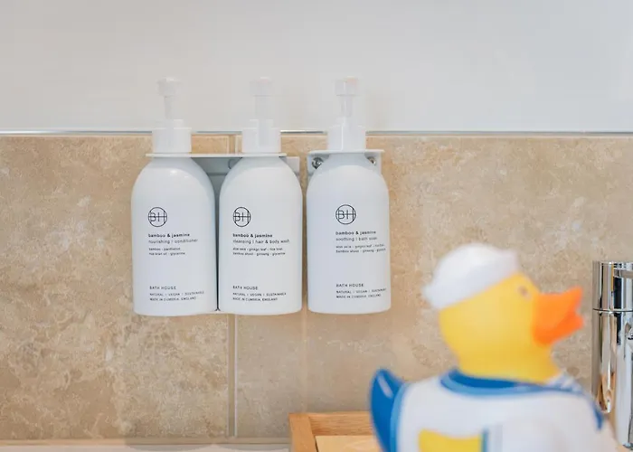 Weavers Newly Converted Luxurious Retreat