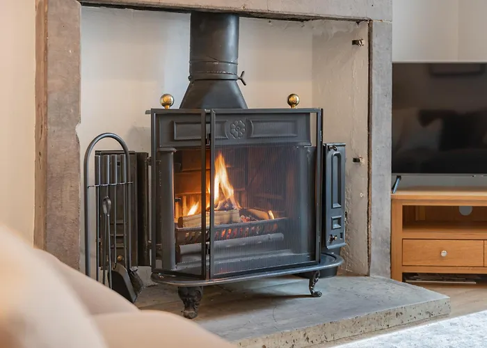 Weavers Newly Converted Luxurious Retreat *