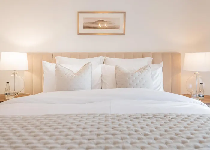 Weavers Newly Converted Luxurious Retreat Holiday home Kirkby Lonsdale