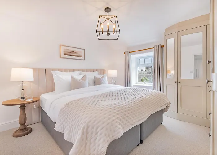 Weavers Newly Converted Luxurious Retreat Holiday home